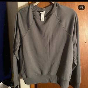 Grey H&M crewneck size xs